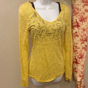 BKE fitted top, with sheer detailing